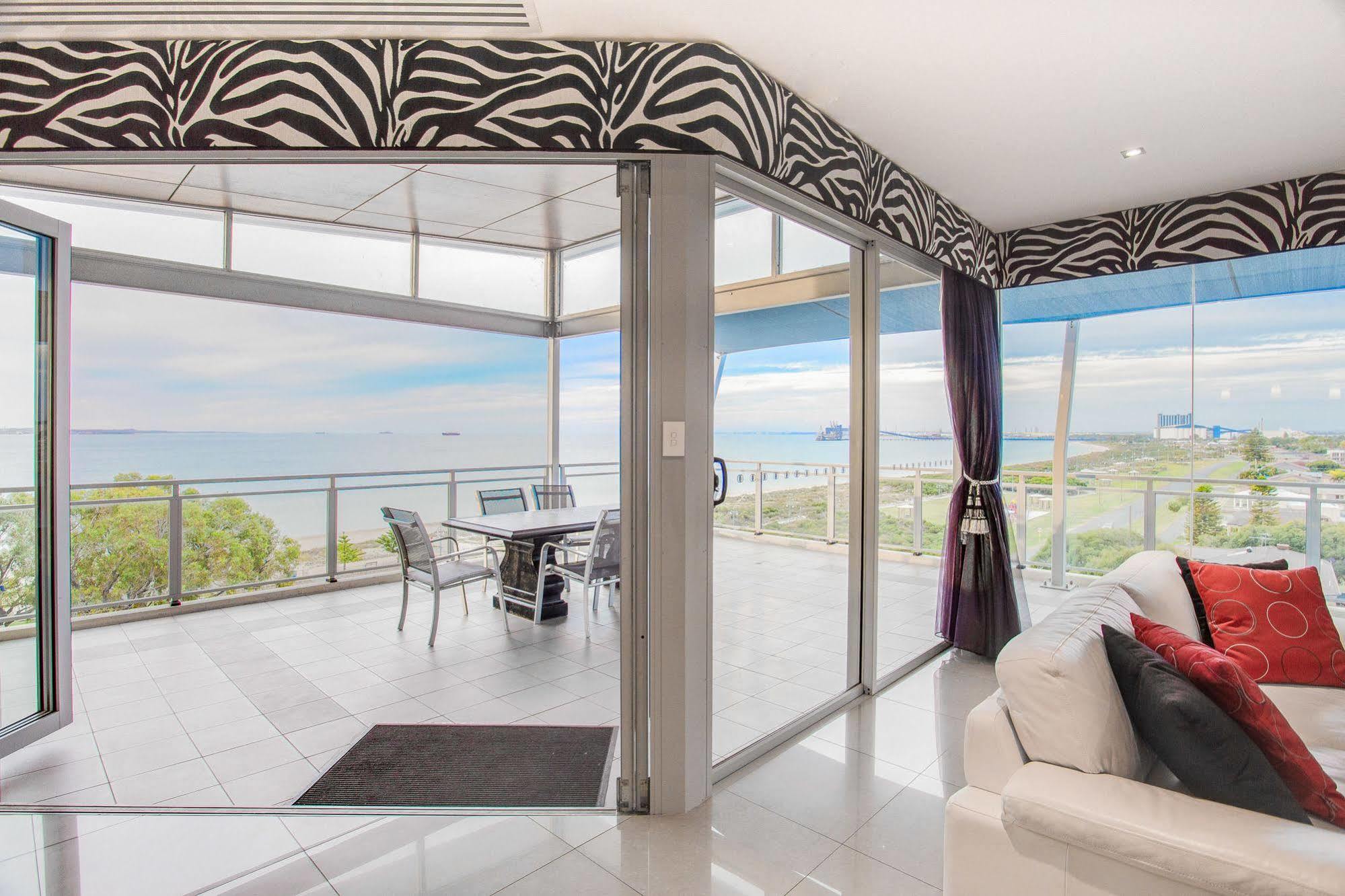 Spinnakers By Rockingham Apartments Exterior foto